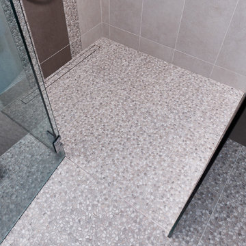 Blau Badezimmer – Bathroom Renovation