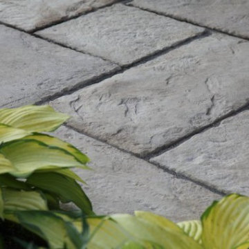 Unilock - Unilock patio closeup with Rivenstone paver