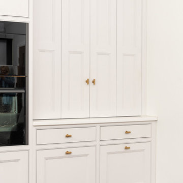 Classic In-Frame Inset Bead Shaker Kitchen & Media Wall - Welwyn Garden City