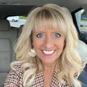 Cindy Mondello's photo