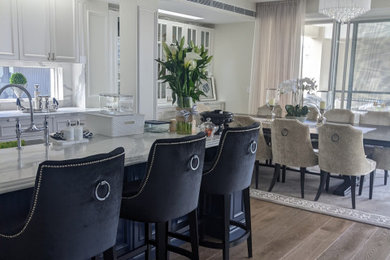 Transitional kitchen in Sydney.