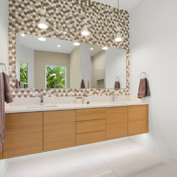 Dundee - Primary suite bath vanity