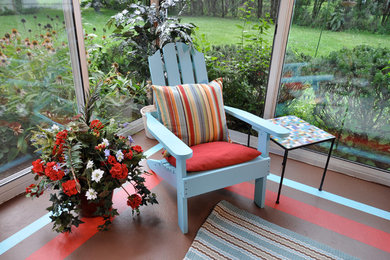 Transitional porch idea in New York