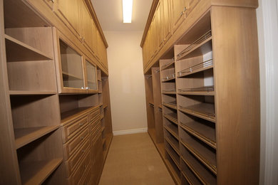 Inspiration for a closet remodel in Miami