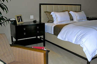 Inspiration for a contemporary bedroom remodel in Los Angeles