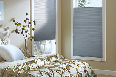 Example of a classic bedroom design in Dallas