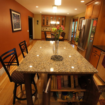 Sabaka Trail Kitchen and Dining Room