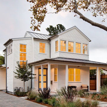 Modern Classic Home | Front Entrance and Detached Garage