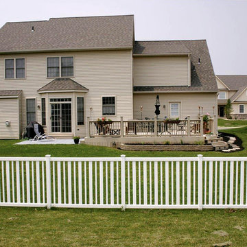 Vinyl Yard Fencing