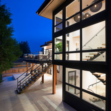 LANTERN HOUSE