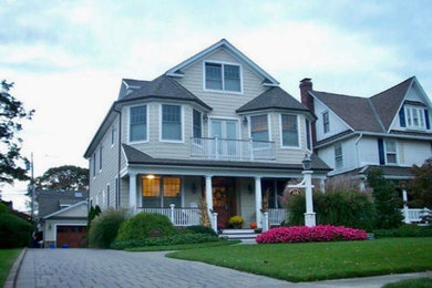 Elegant exterior home photo in Newark