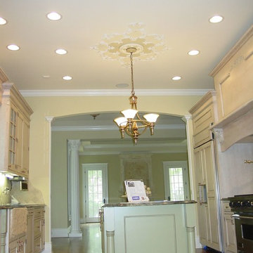 Avanti Gallery - Traditional
