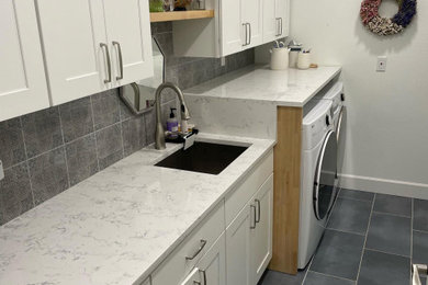 Laundry room photo in Seattle