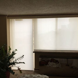 Enlightened Style 5% Solar Shades - Roller Shades