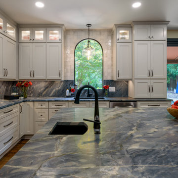 Grandmar Chase Kitchen