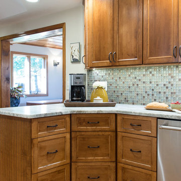 Maple Kitchen & Custom Built-Ins