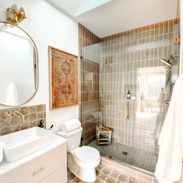 Cardamom Bathroom