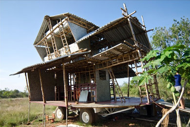 Mobile Ladder House