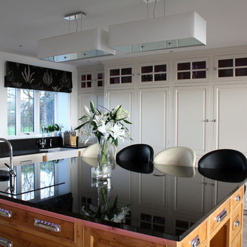 Georgian Pippy Oak, Bespoke Kitchen by AdamElliot