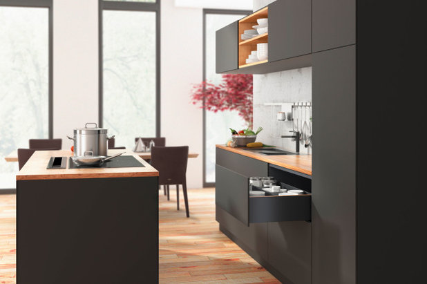 Modern Kitchen by Hettich