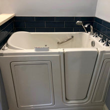 Nana Bathroom