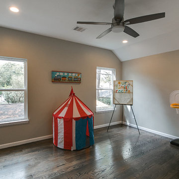 Custom Built Home in Oak Forest