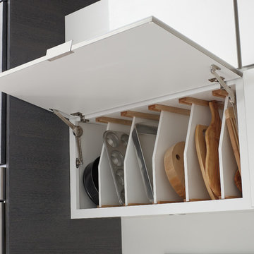 Upper Wall Cabinet Storage