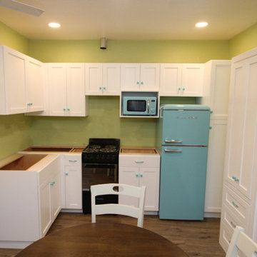 Custom Modern Kitchen Cabinets with Shaker Doors and Specialty Hardware
