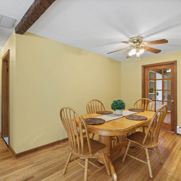 877 Chestnut Hill Road, Glastonbury, CT 06073