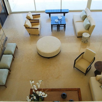 MODERN BEACH HOUSE