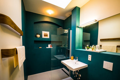 Modernes Badezimmer in Dresden