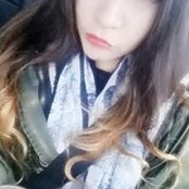 Francine She's photo