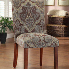 accent chairs