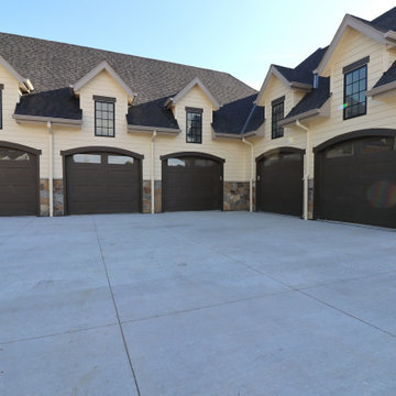 Chateau in the Preserve
