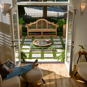 Barefoot In Lincoln Park