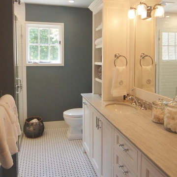 Ridgefield Classic Hall Bath