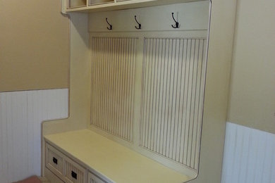 Entryway - traditional entryway idea in Other