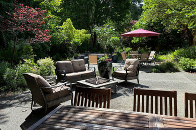 Patio photo in Seattle