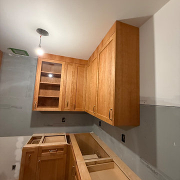 Classic Meets Contemporary: Cherry Wood Kitchen Cabinets