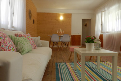 Design ideas for a midcentury living room in Alicante-Costa Blanca.