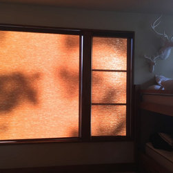 MC 389 - Roller Shades