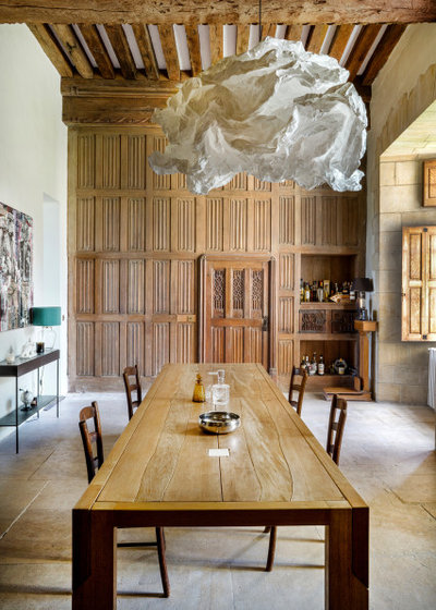 Contemporaneo Sala da Pranzo by Olivier Chabaud Architecte - Paris & Luberon