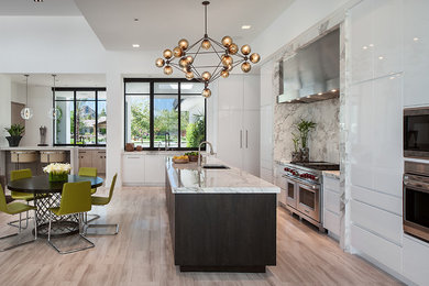 Inspiration for a contemporary kitchen remodel in Phoenix