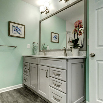 Versatile Family Bath
