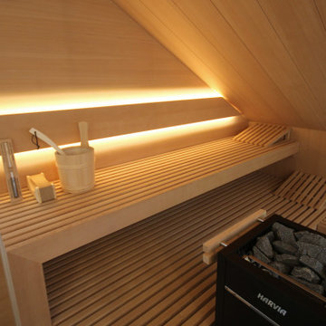 Dachgeschoss mit Schlafzimmer und Wellnessbad