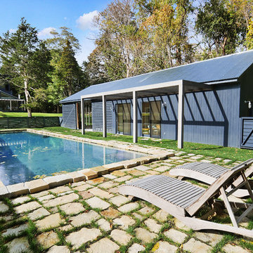 Hamptons Meadow Compound