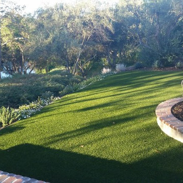 Traditional Backyard in Rancho Santa Fe