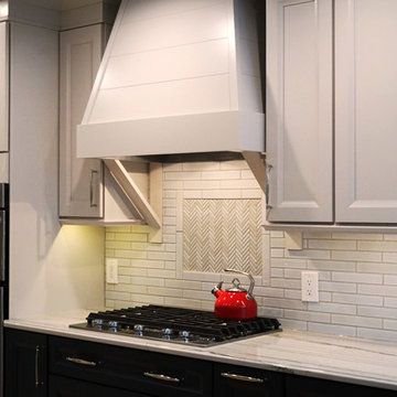 Transitional mix kitchen