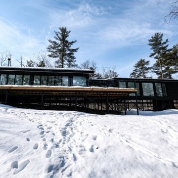Island Cottage on Stoney Lake