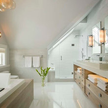 Amelia bathroom